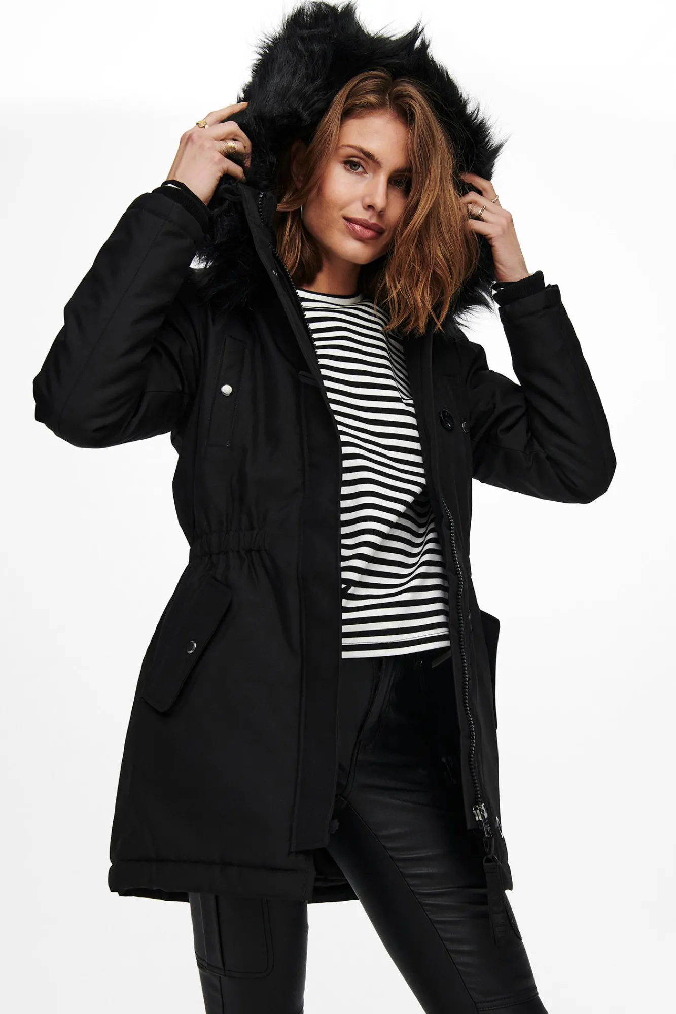 Only Abrigo Con Capucha De Pelo Negro Outlet