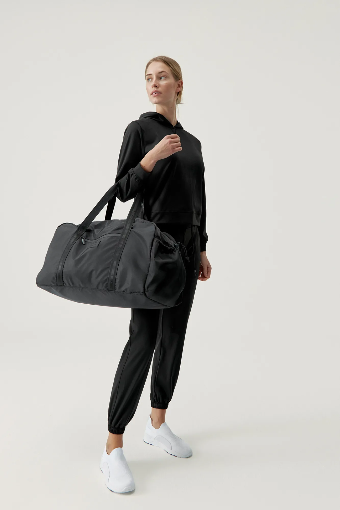 Born Living Yoga Bag Saya Black Negro Online