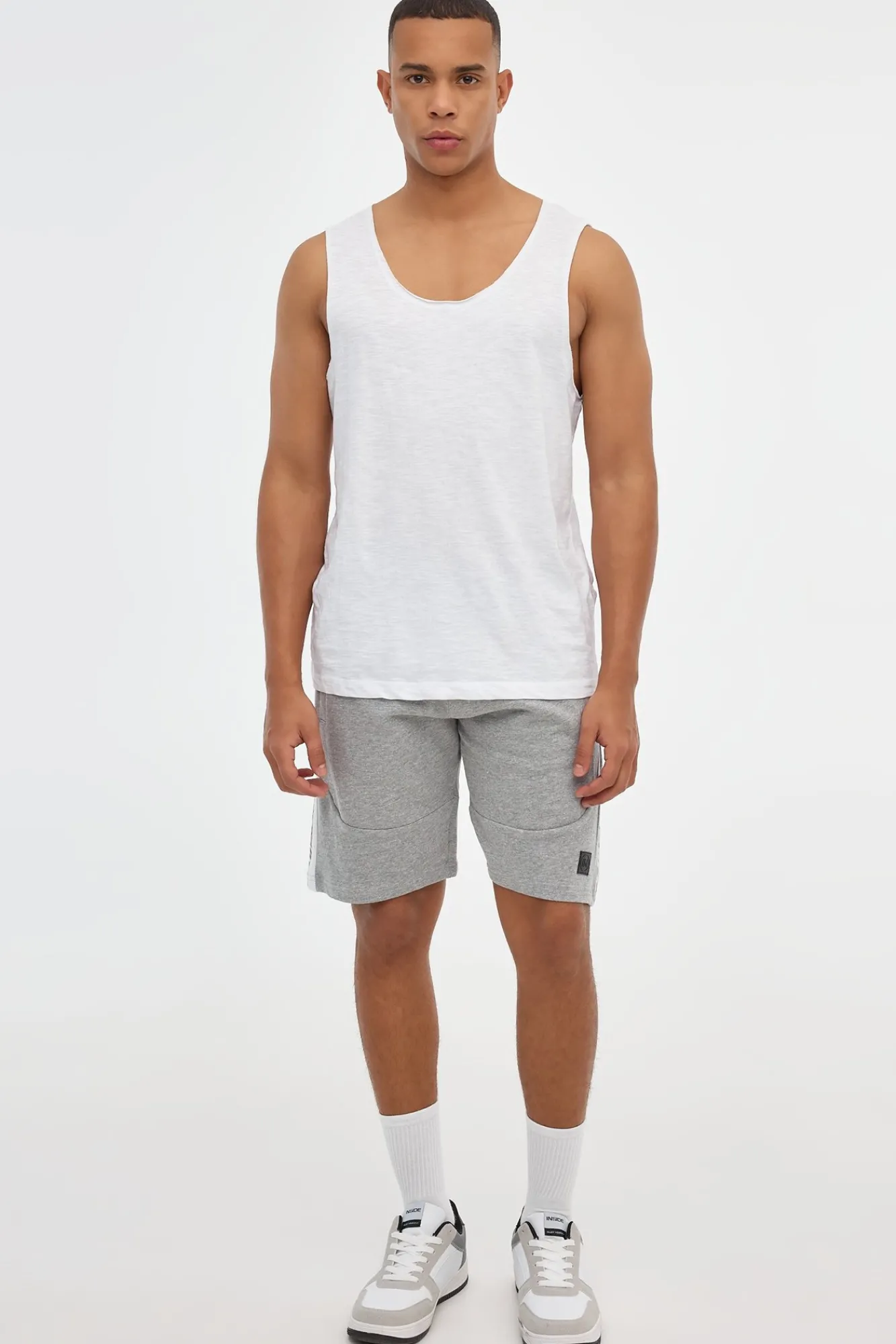 Inside Bermuda Jogger Texto Gris Medio Hot