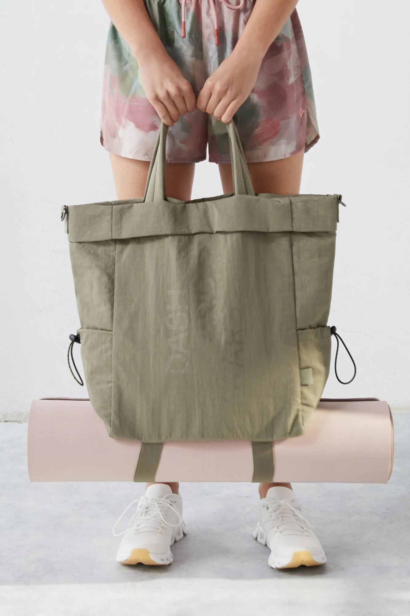 Dash and Stars Bolso Tote Verde Oliva Beige
