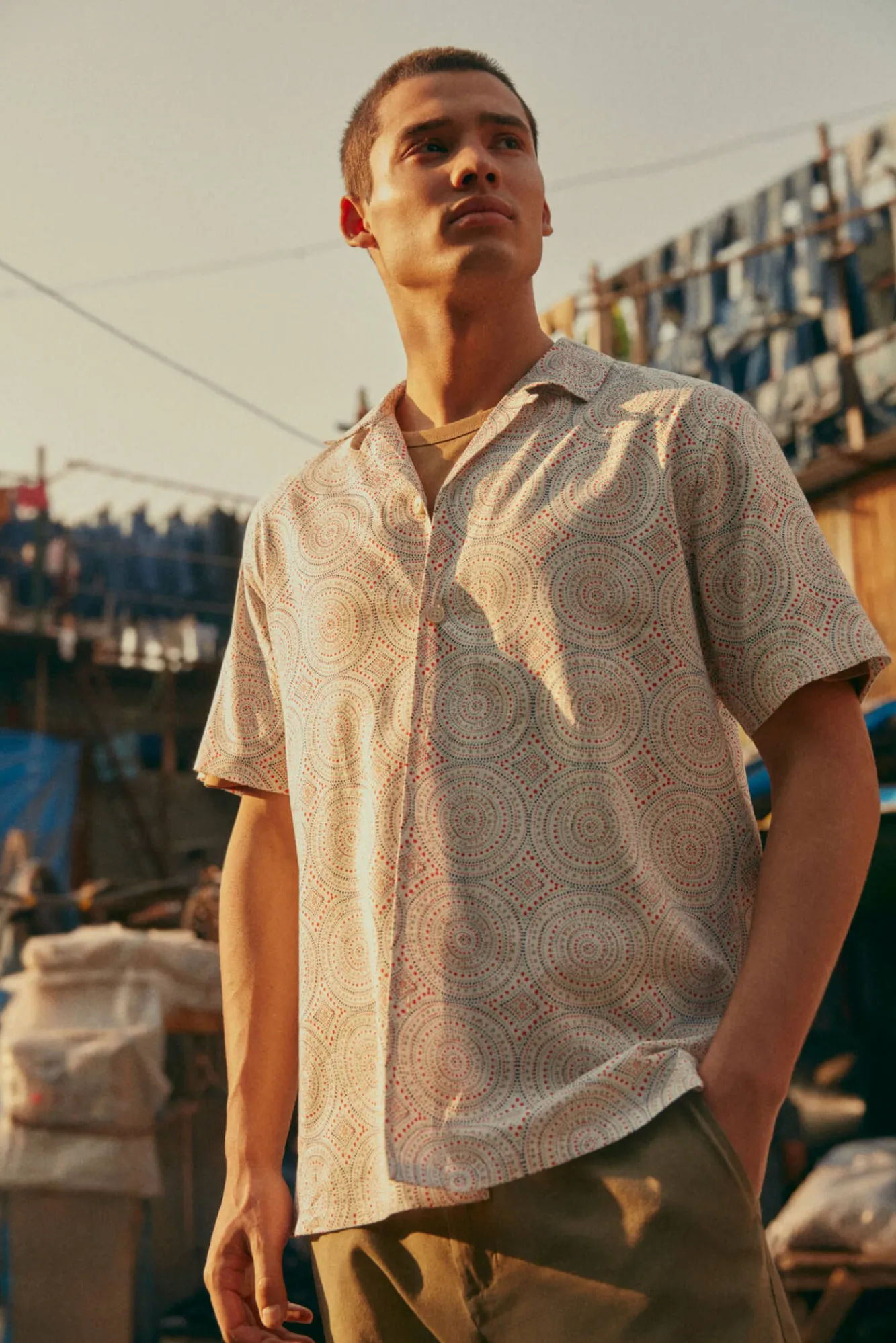 * Camisa Estampada Marfil Outlet
