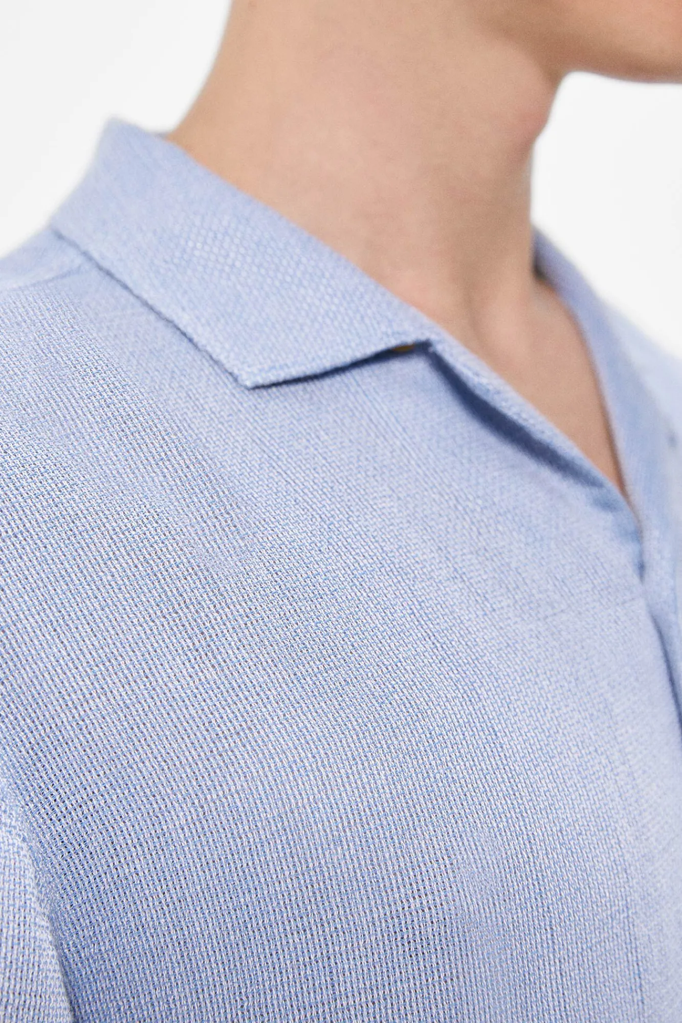 * Camisa Ligera Azul Claro New