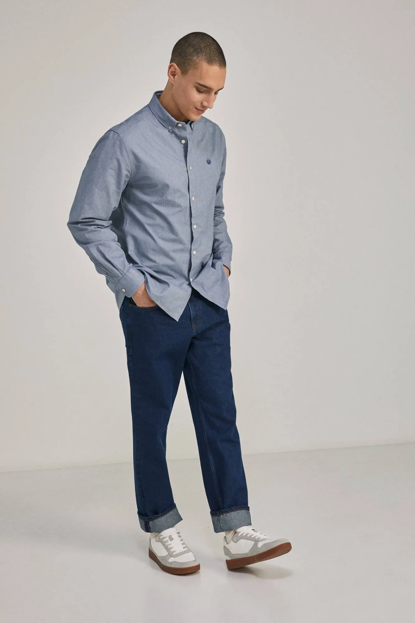 * Camisa Oxford Color Azul Medio Discount