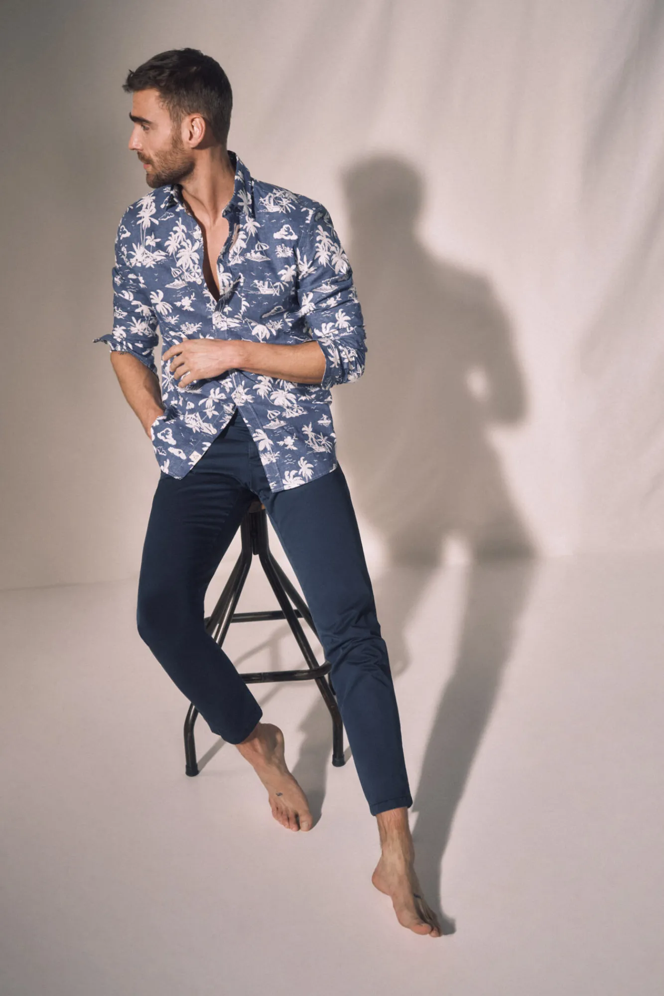 Ooto Camisa Slim Estampada Palmeras Azul New
