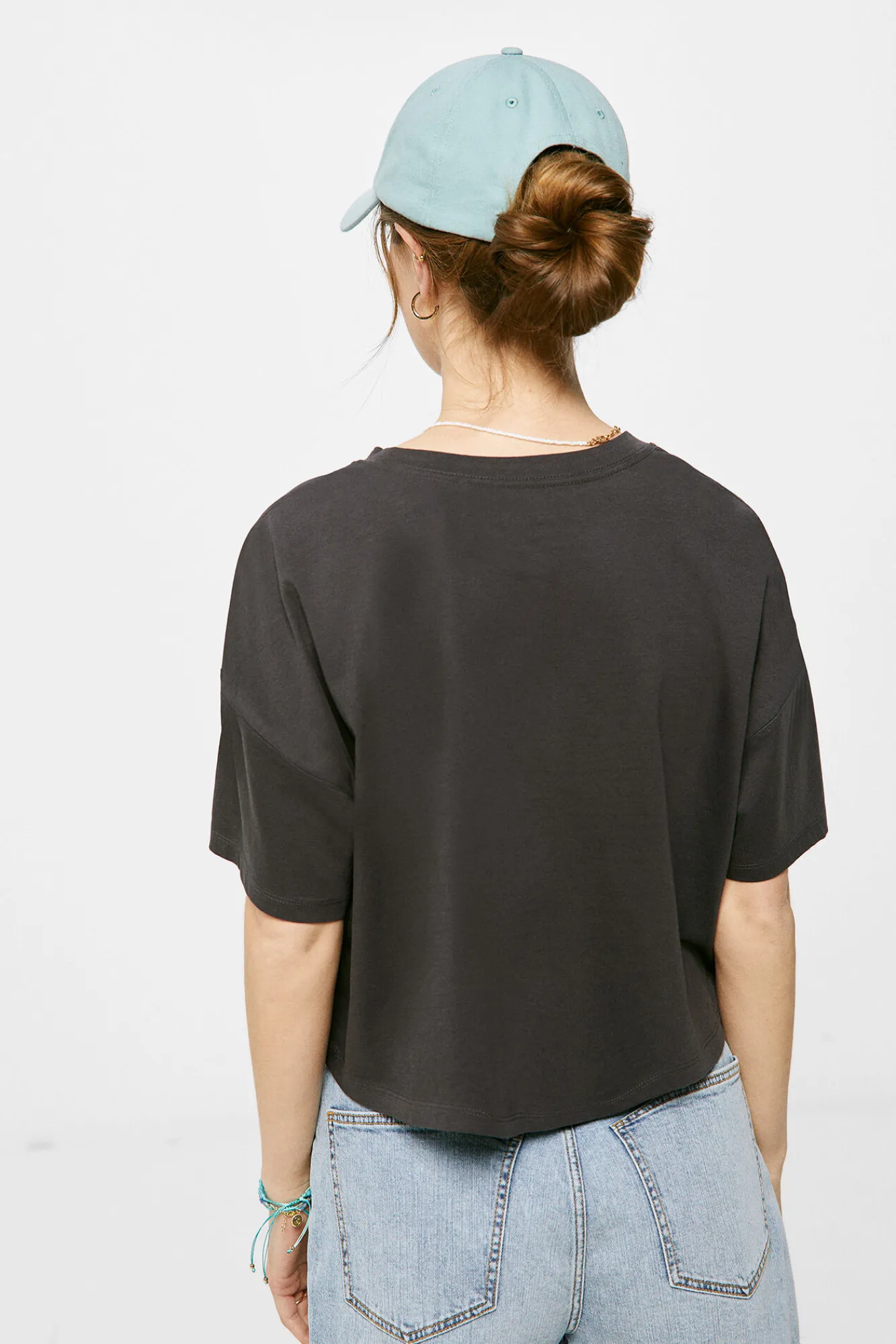 * Camiseta Gris Oscuro New