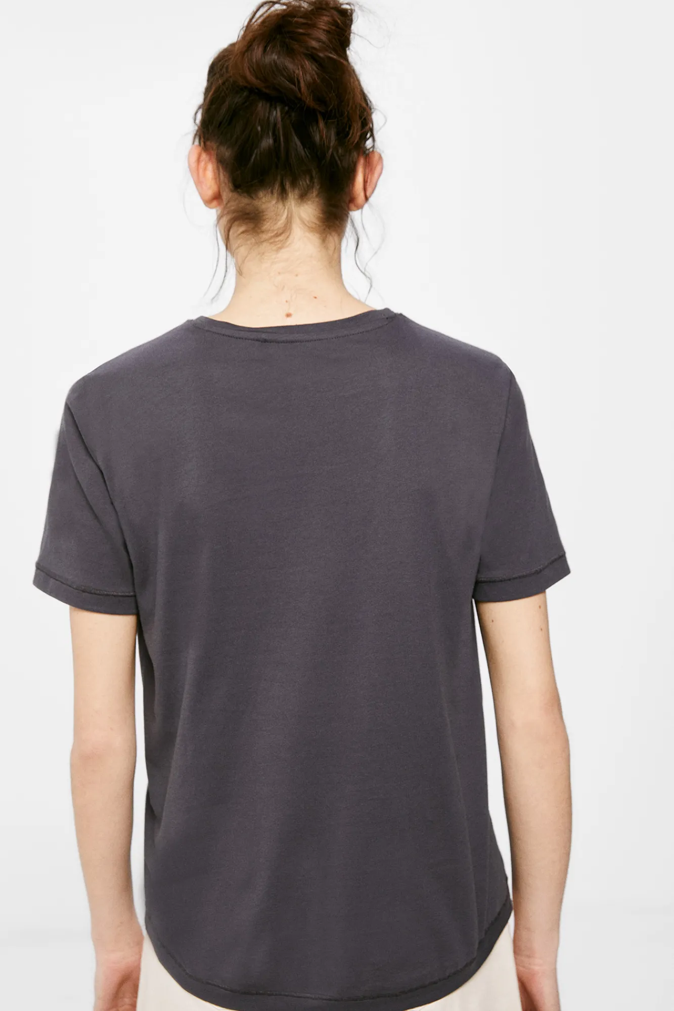 * Camiseta Gris Oscuro Hot