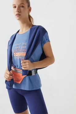 Dash and Stars Camiseta Lenzing™ Tencel™ Azul Hot