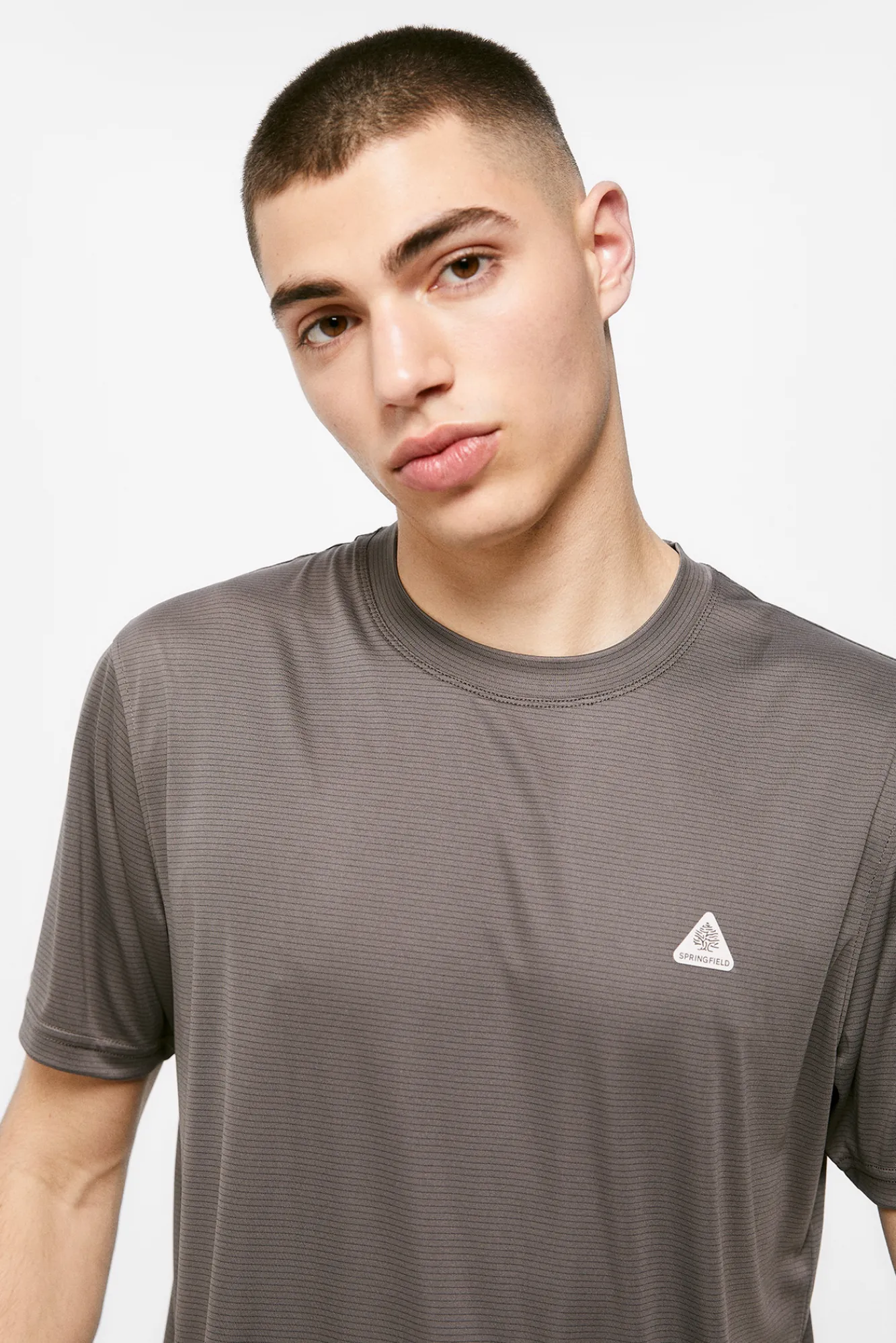 * Camiseta Outdoor Gris Oscuro Online