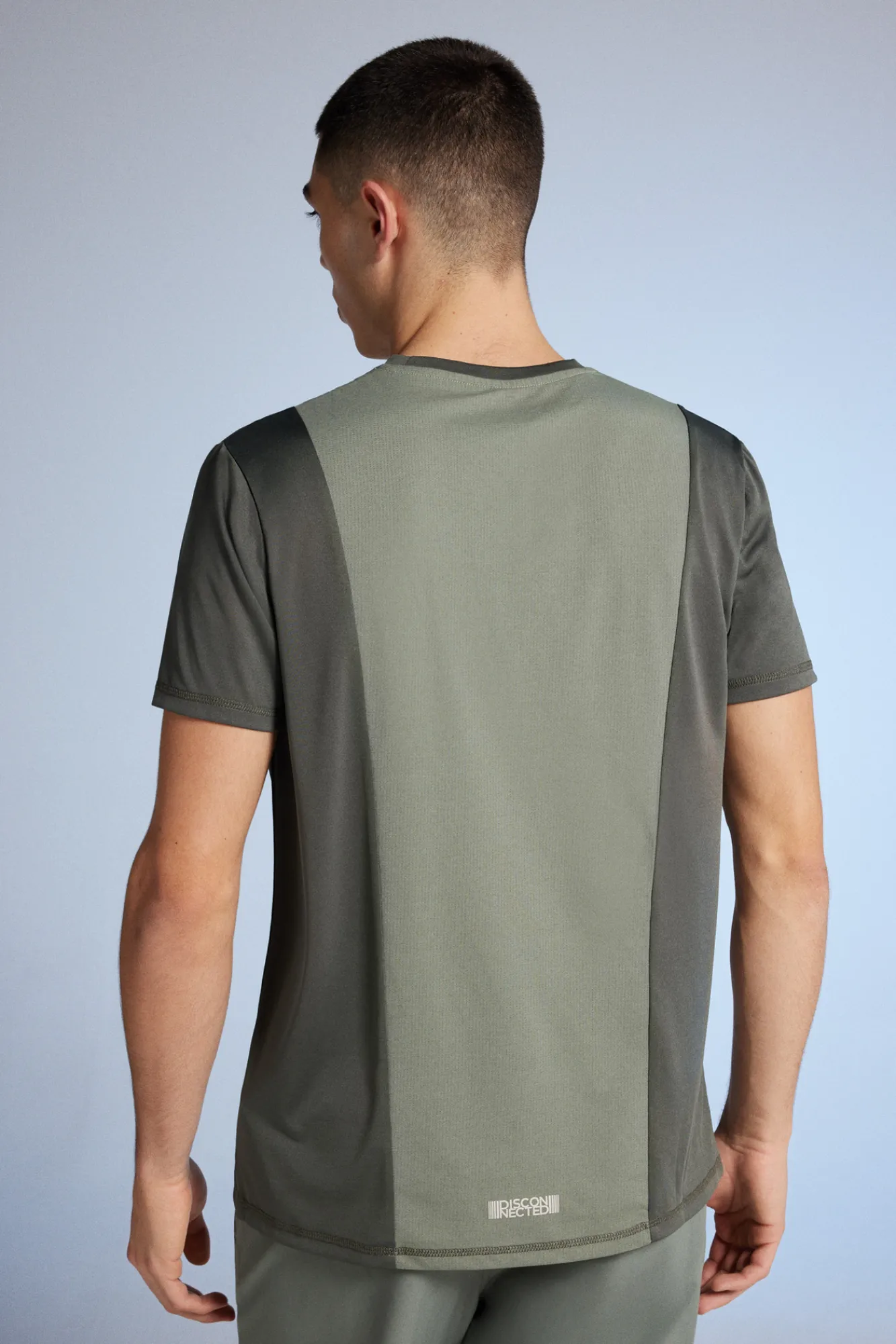 * Camiseta Outdoor Cortes Kaki Oscuro New