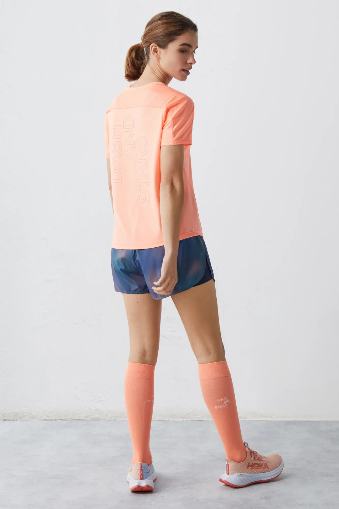 Dash and Stars Camiseta Tecnica Transpirable Naranja Rojo