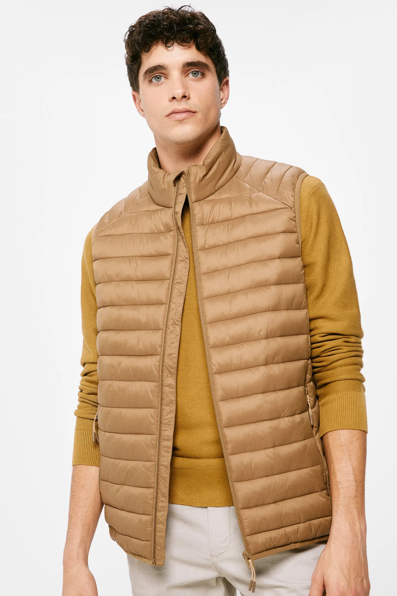 * Chaleco Acolchado Beige Hot