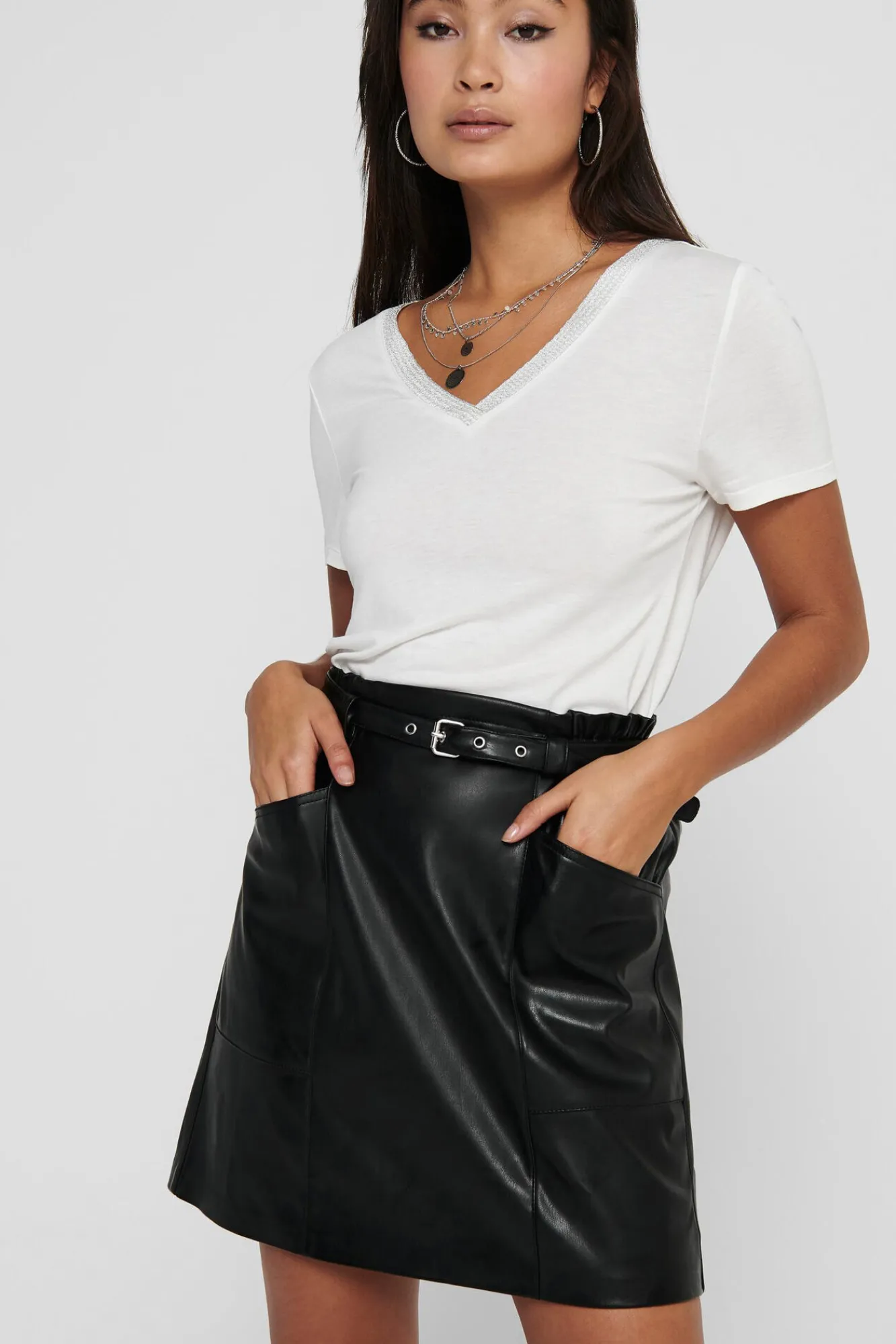 Only Falda Corta Polipiel Negro Online