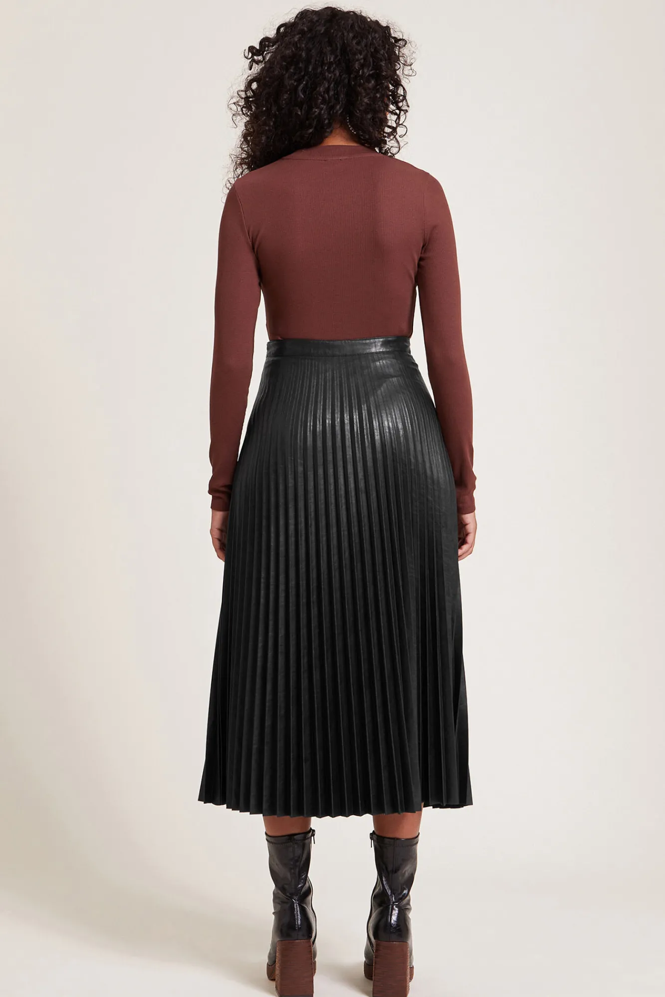 Pimkie Falda Midi Plisada De Polipiel Negro Online