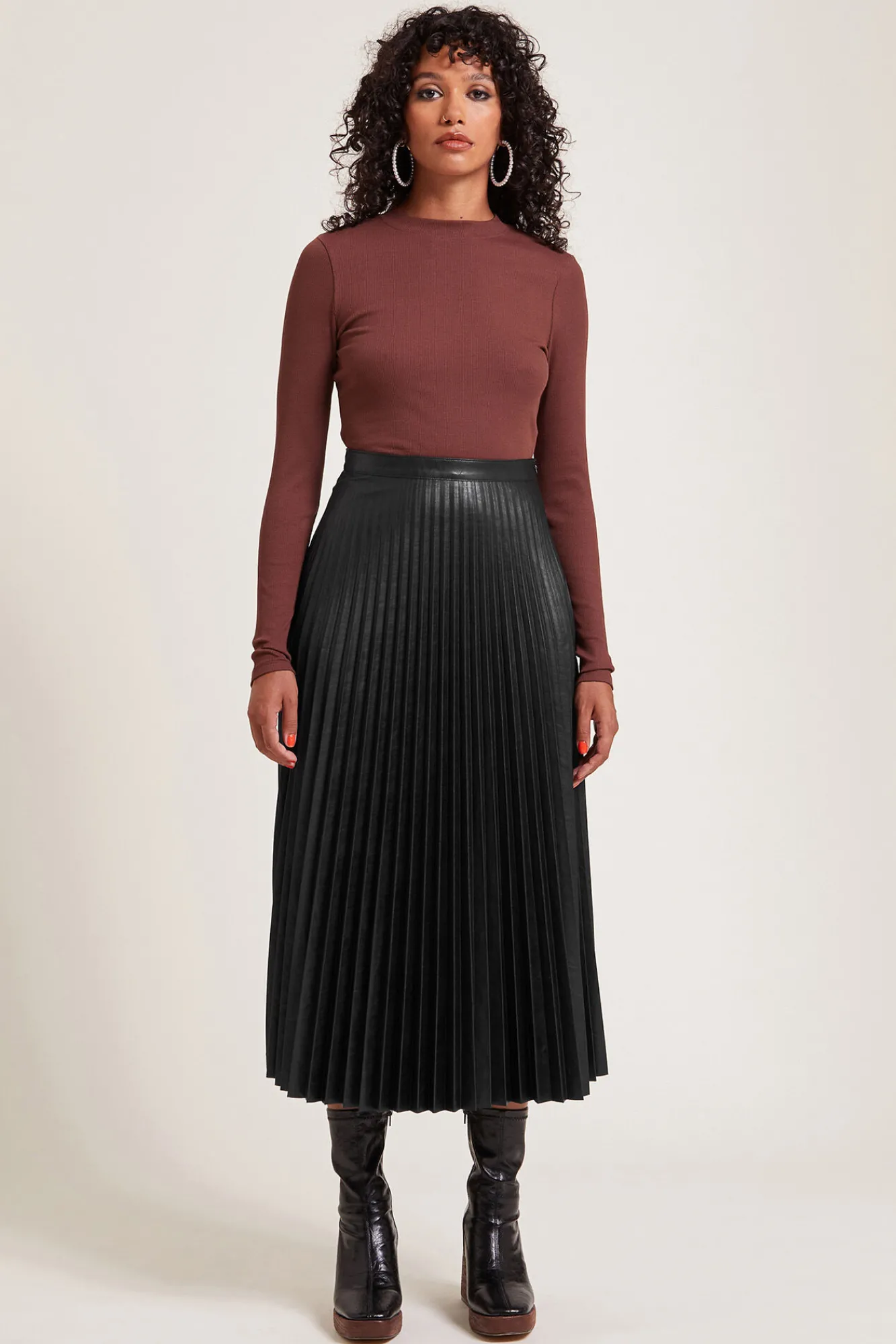 Pimkie Falda Midi Plisada De Polipiel Negro Online
