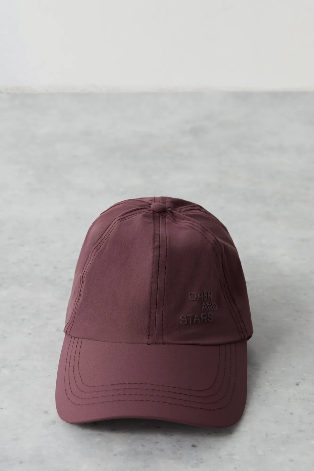 Dash and Stars Gorra Tecnica Granate Rosa Best