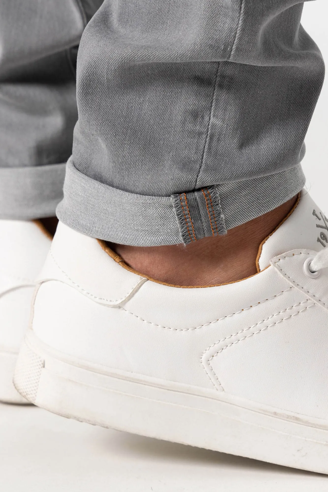 Tiffosi Jeans Liam Super Slim Gris Claro Hot