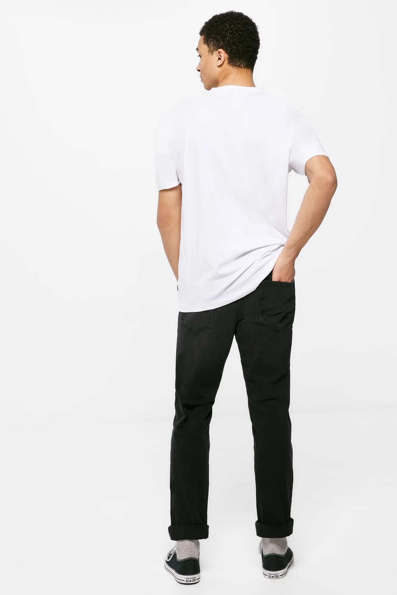 * Jeans Regular Negro Lavado Gris Oscuro New