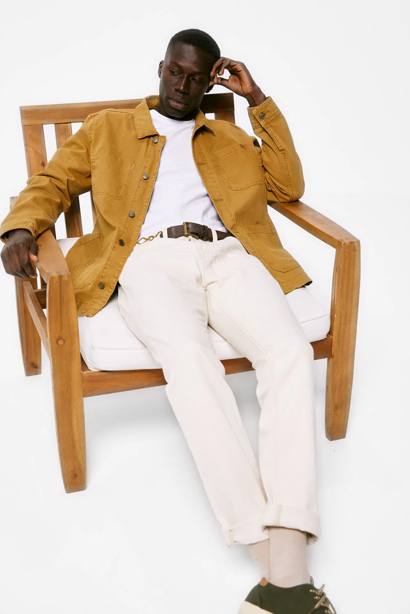 * Jeans Slim Crudo Lavado Estampado Fondo Blanco Outlet