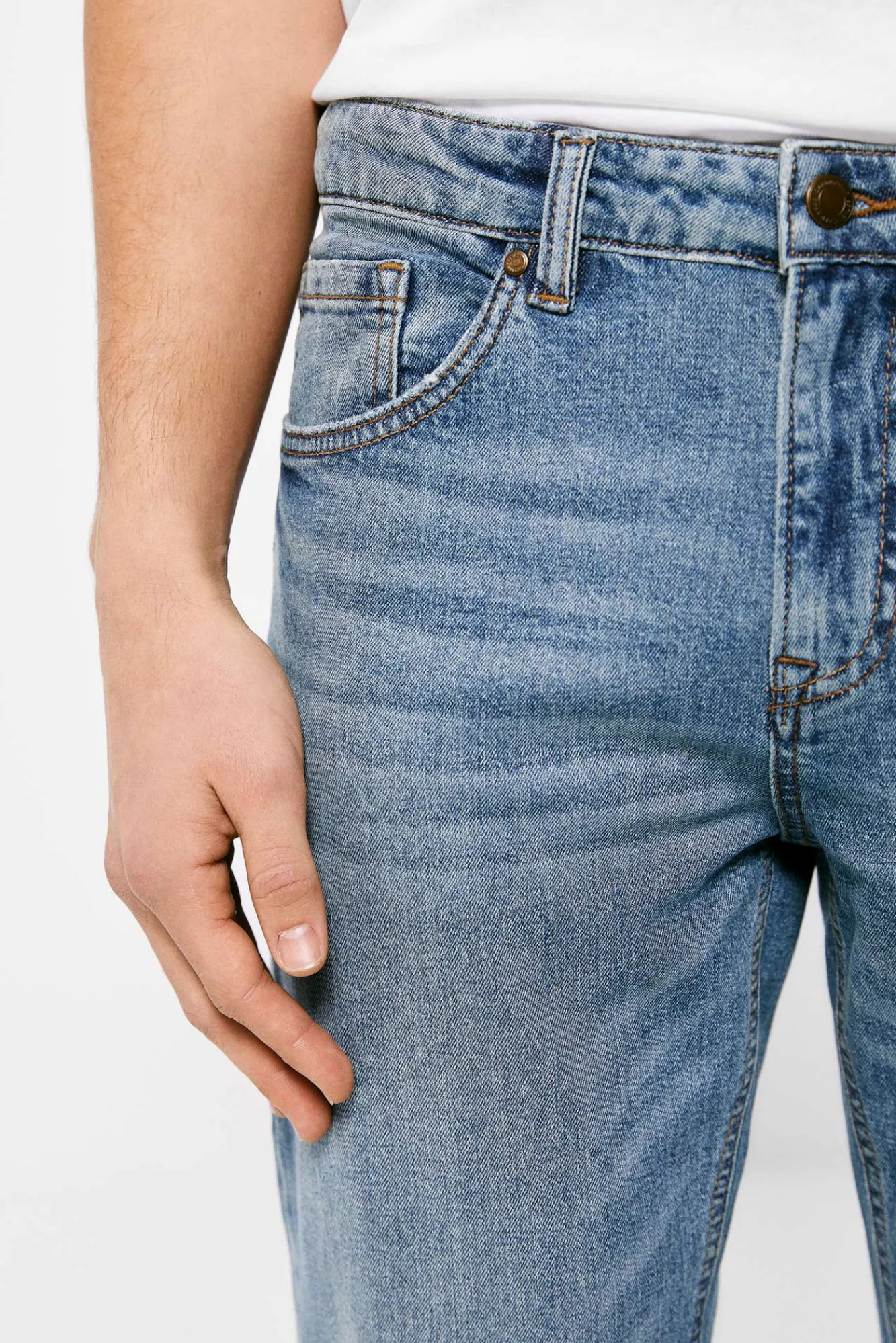 * Jeans Slim Lavado Medio Azul Medio Sale