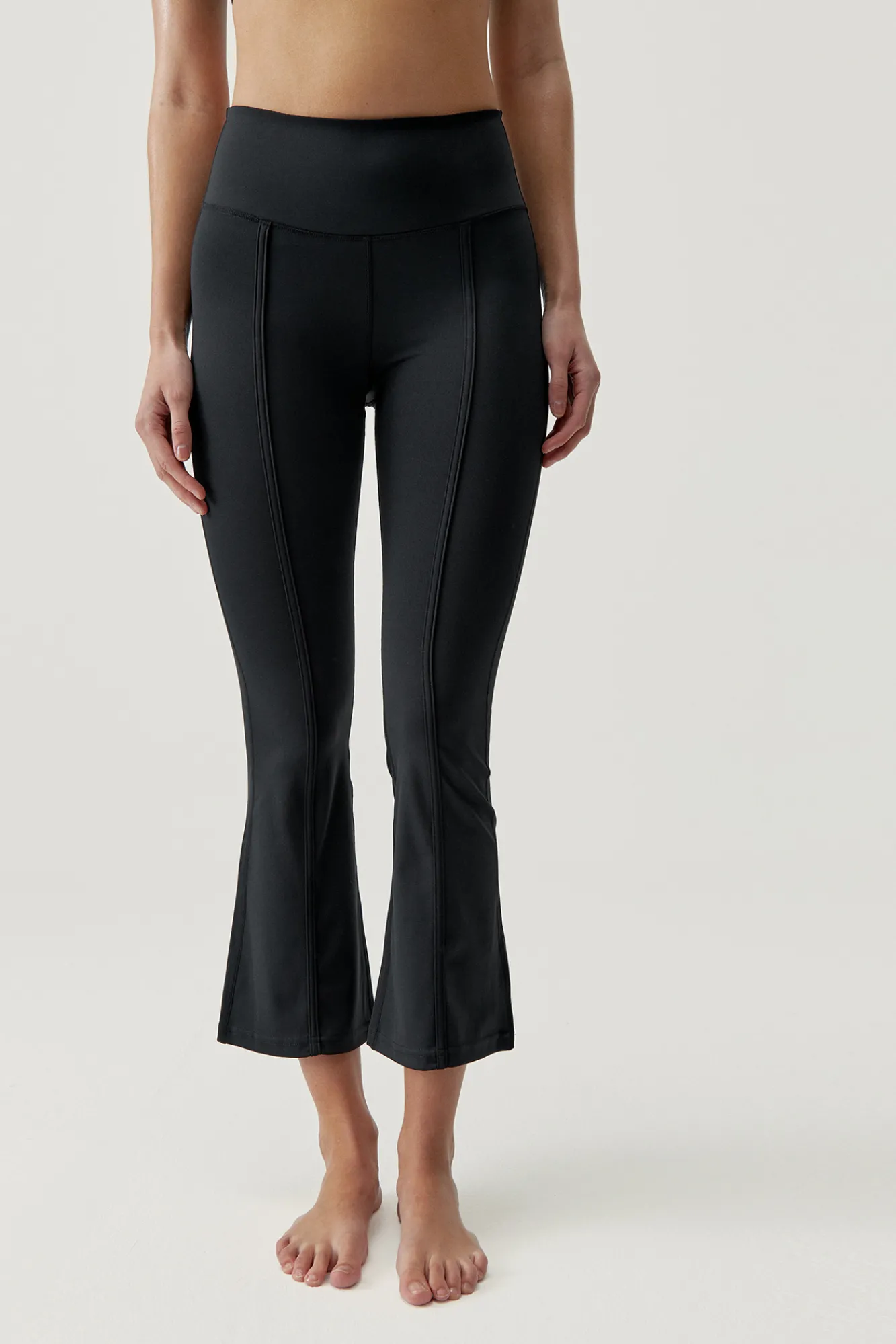 Born Living Yoga Legging Jin Flare Black Negro Discount