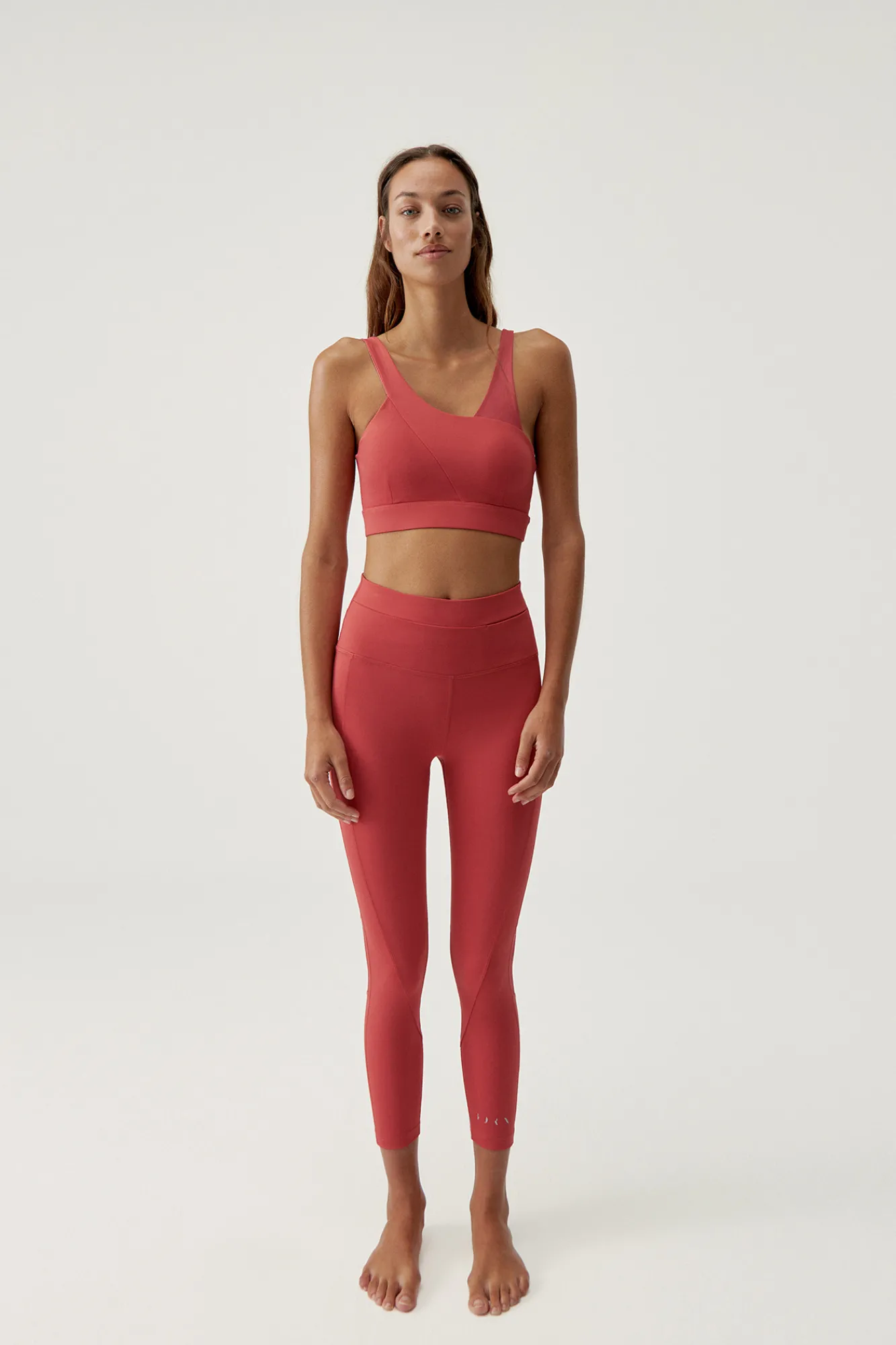 Born Living Yoga Legging Jin Grenade Rojo Hot