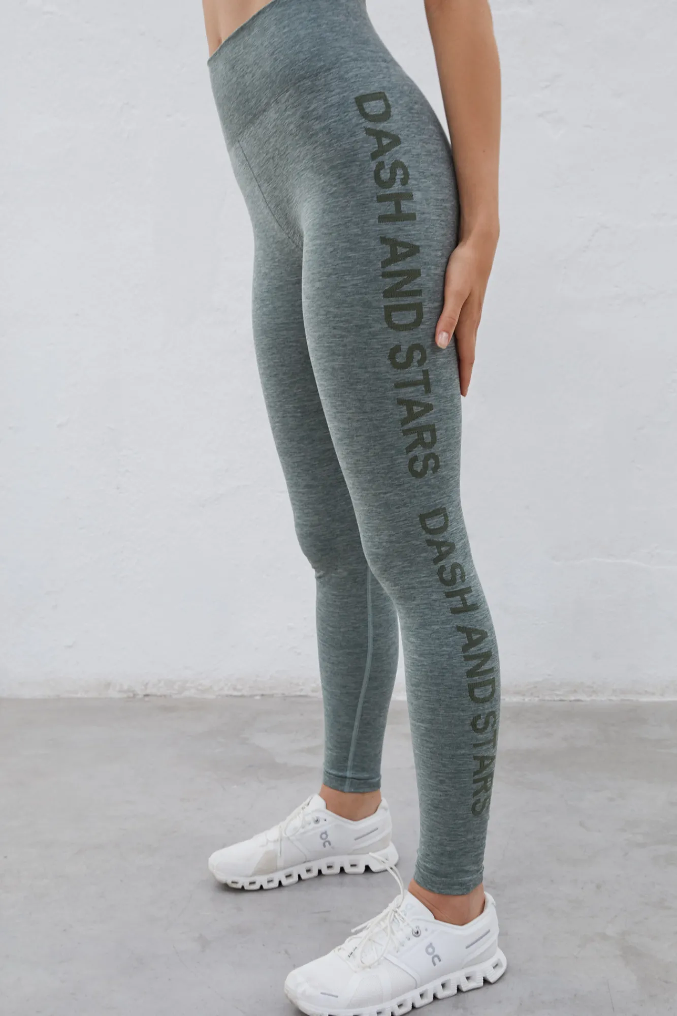 Dash and Stars Leggings Largos Seamless Fit Verde Outlet