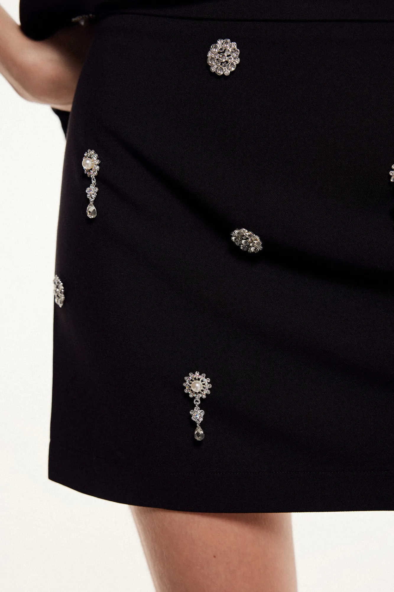 Slowlove Mini Falda Con Decoraciones. Negro Outlet