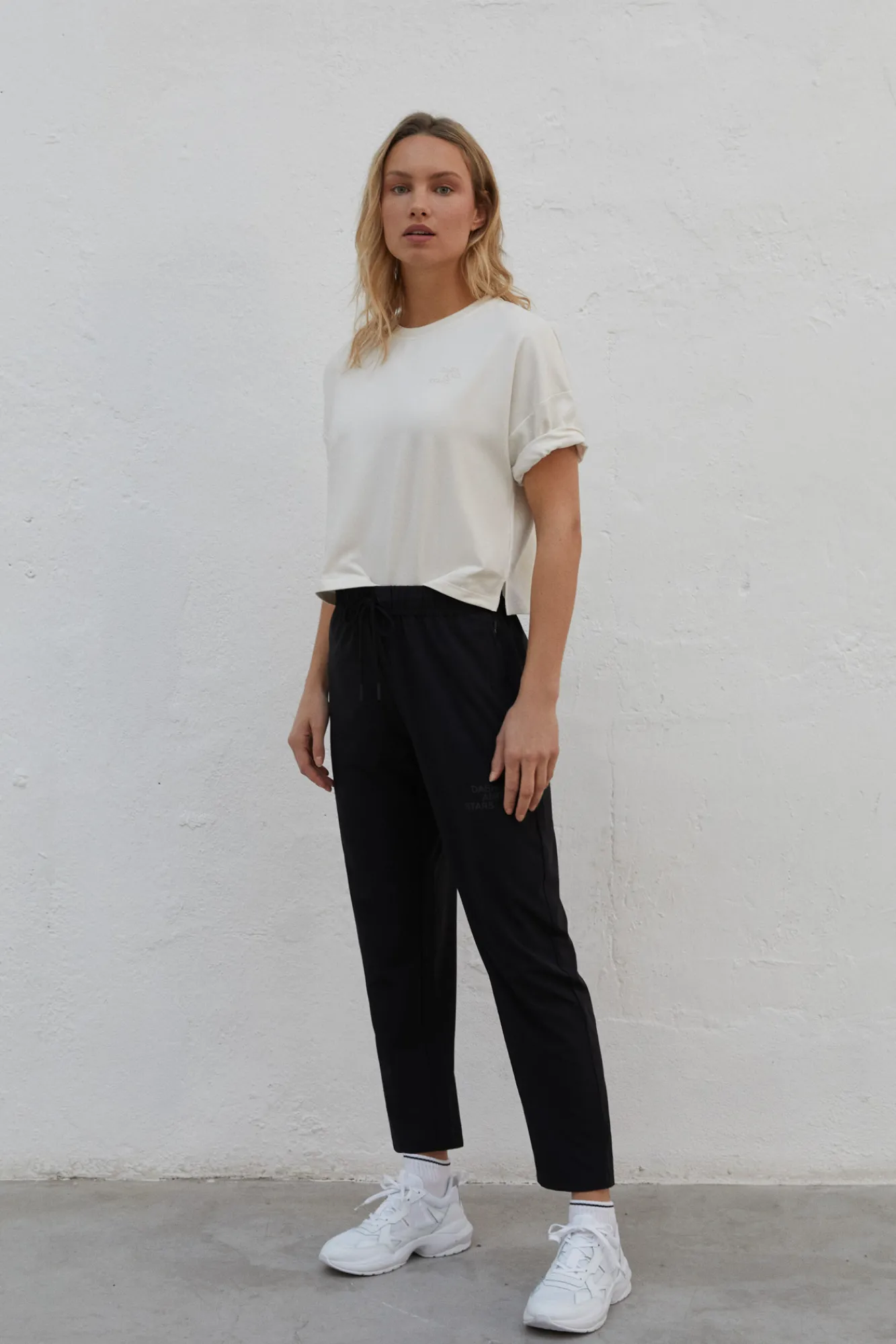 Dash and Stars Pantalon Jogger Negro Discount
