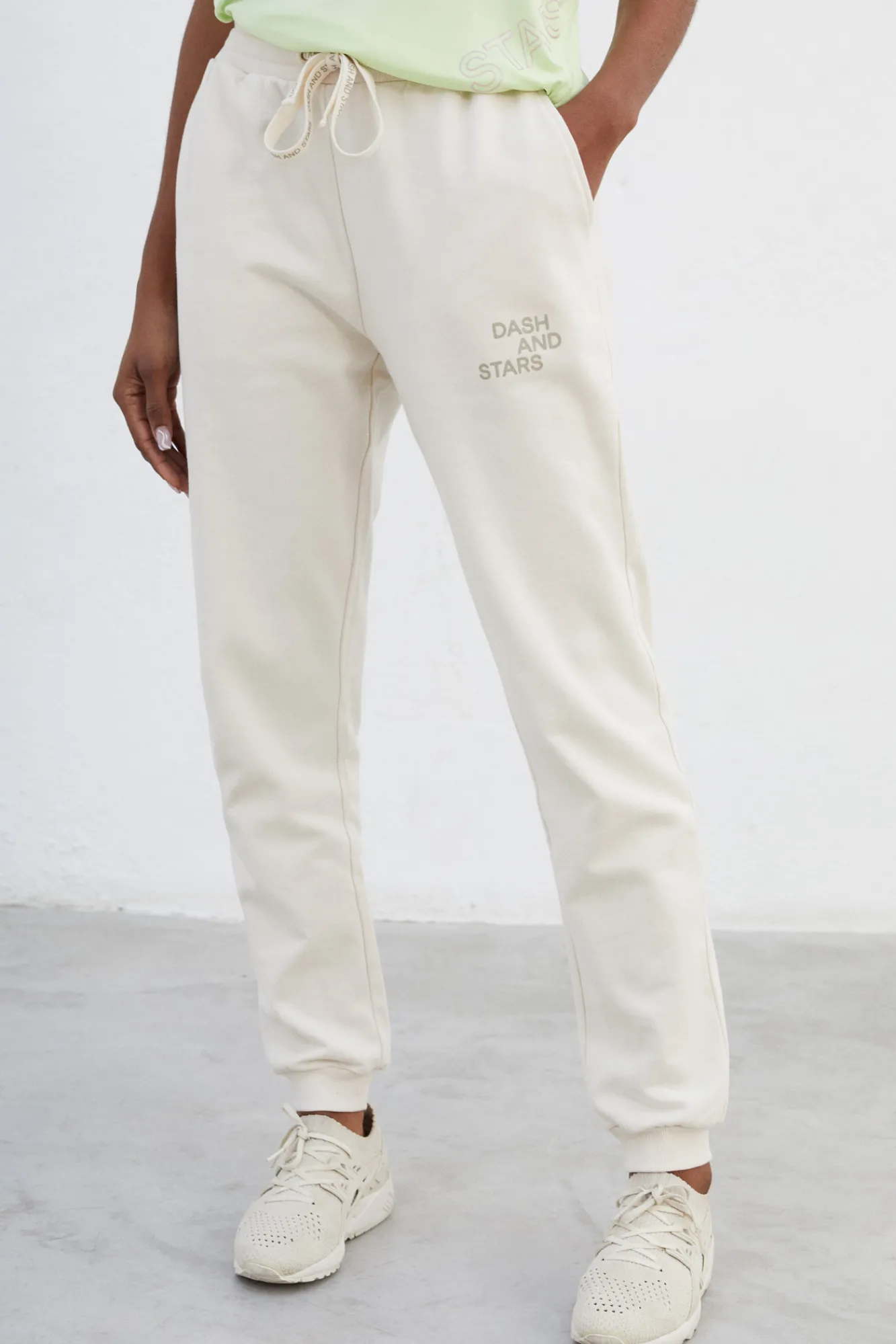 Dash and Stars Pantalon Jogger 100% Algodon Blanco Gris Clearance