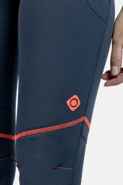 Izas Pantalon Largo De Trekking Amnis Navy Online