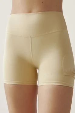 Born Living Yoga Short Laver Oat Milk Beige Clearance