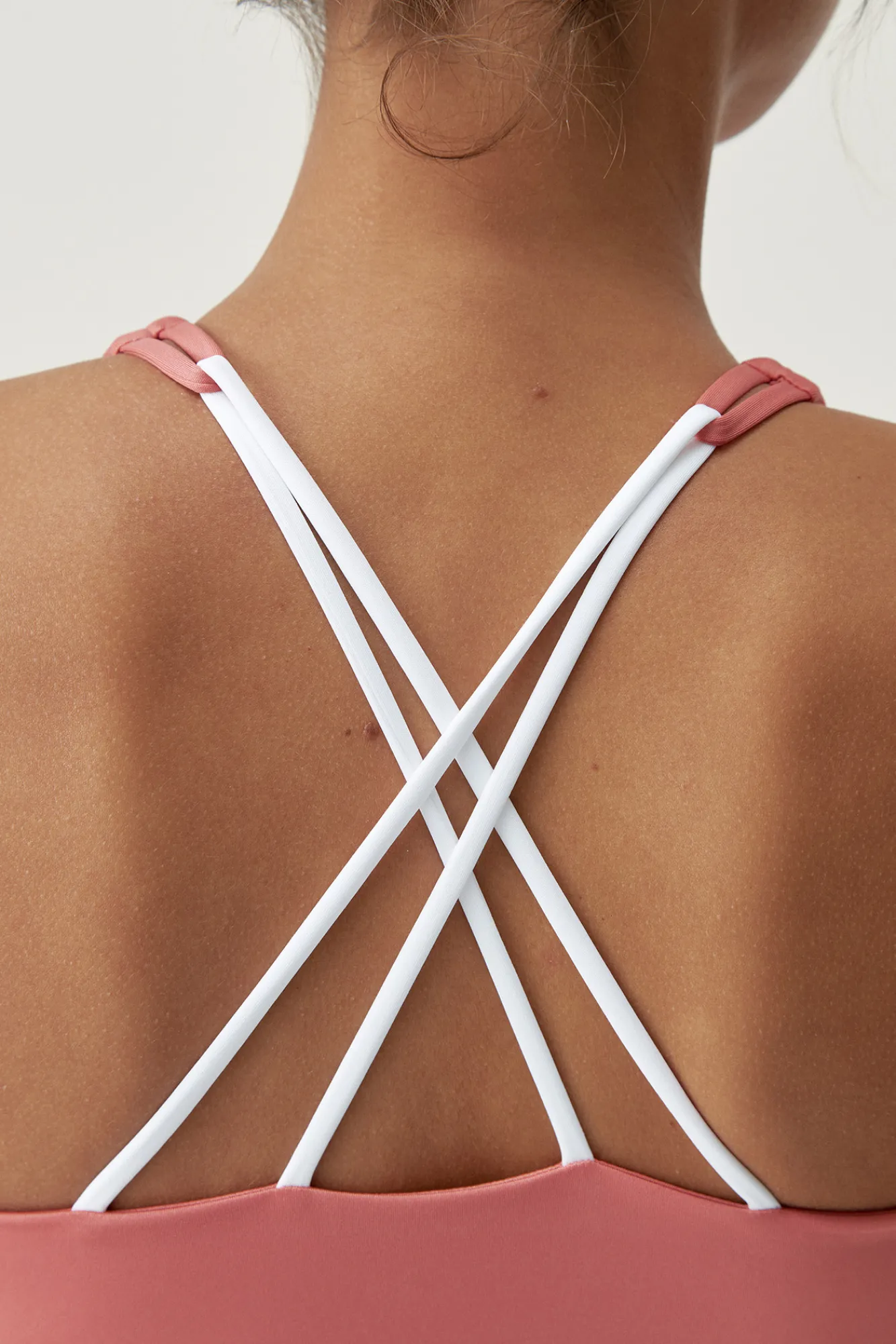 Born Living Yoga Top Daira Pink Peach/White Rosa