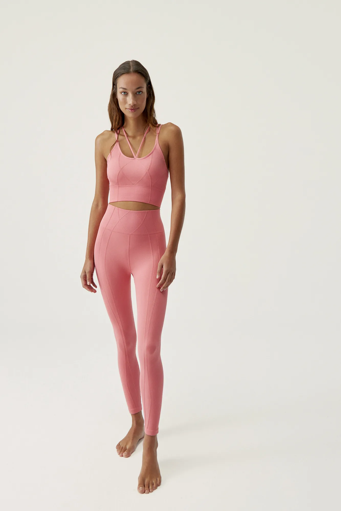 Born Living Yoga Top Selene Pink Peach Rosa