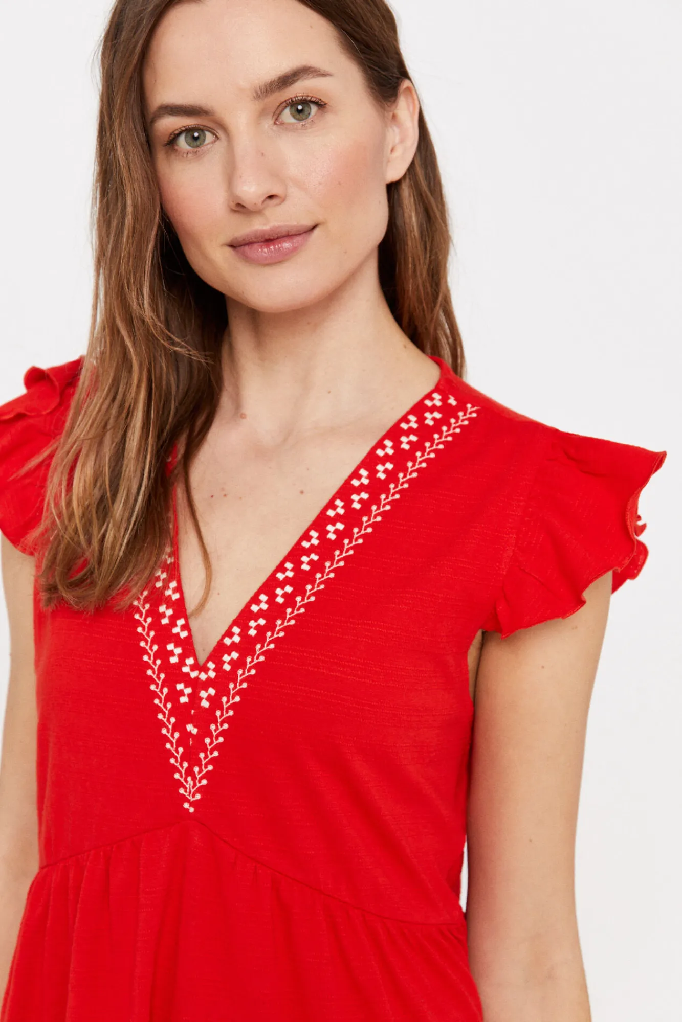 Cortefiel Vestido Corto Bordado Rojo