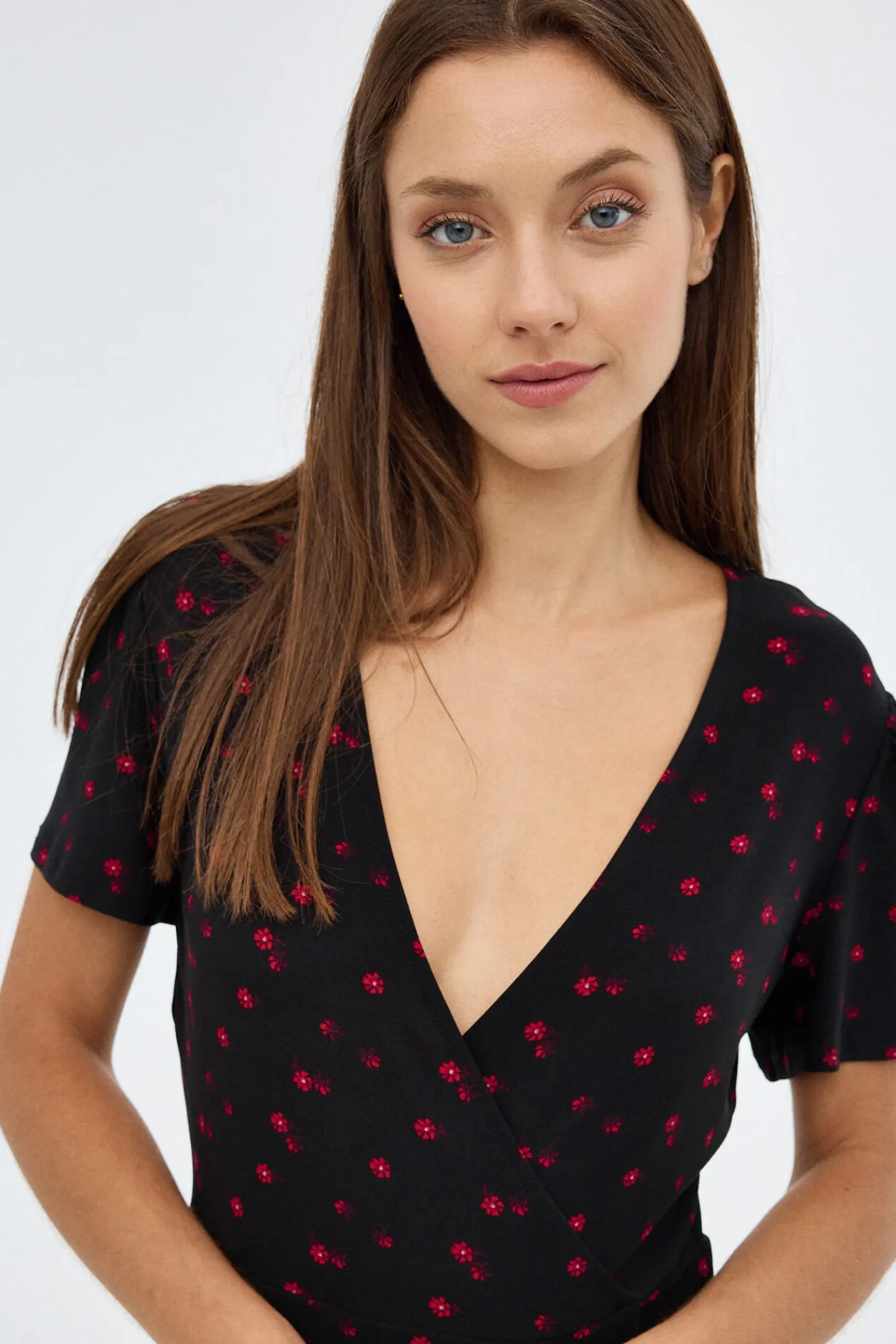 Inside Vestido Escote Cruzado Con Estampado Negro Sale