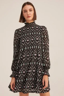 * Vestido Fluido Estampado Ikat Negro Best