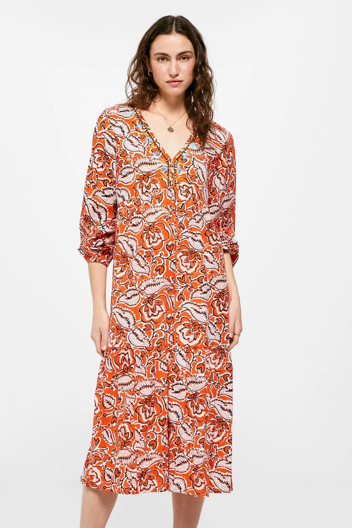 * Vestido Midi Escote Bordados Vino Clearance