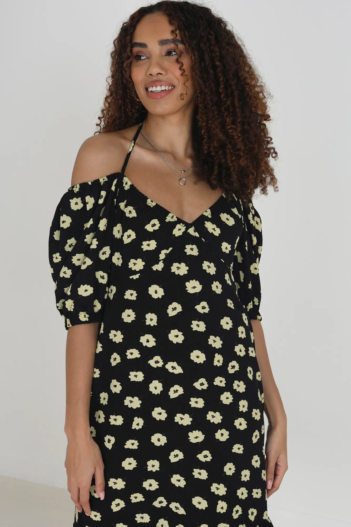 Brave Soul Vestido Midi Y Estampado Negro Outlet